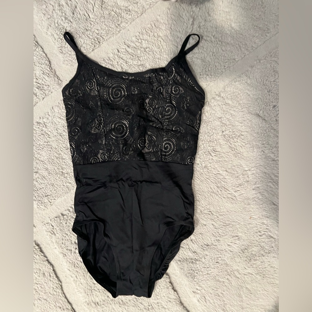 Ainslie wear leotard